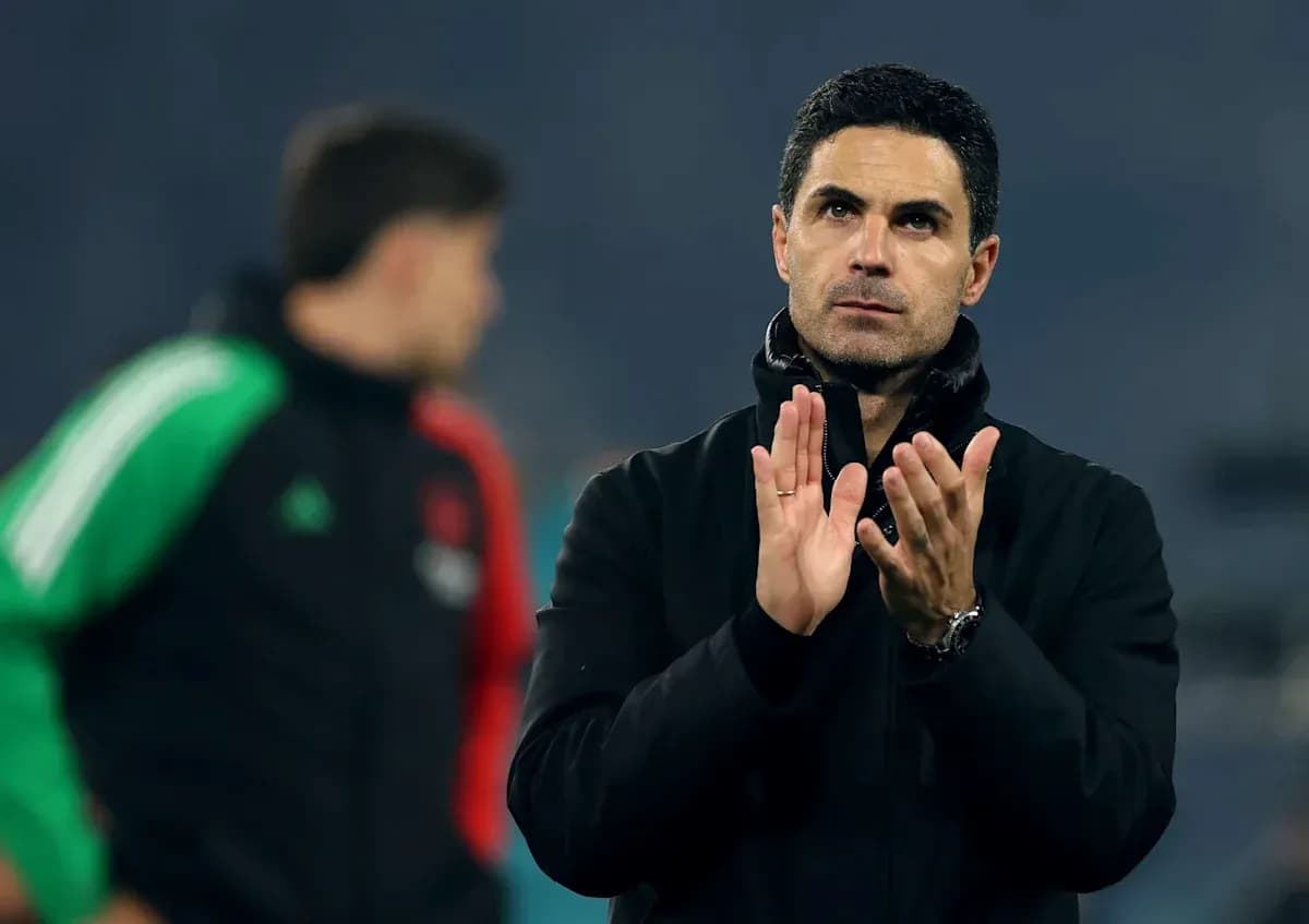 Manager clapping during a training session Manager clapping during a training session