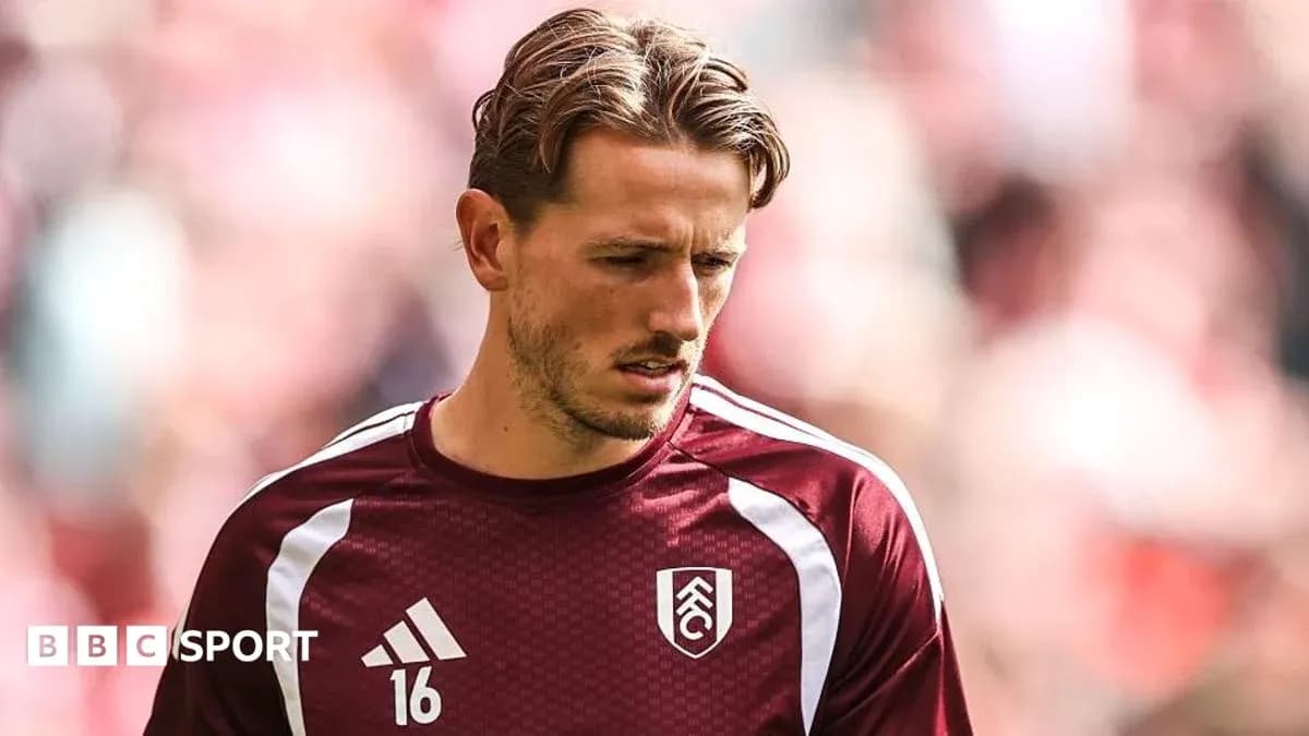 Player wearing Fulham training kit before match Player wearing Fulham training kit before match
