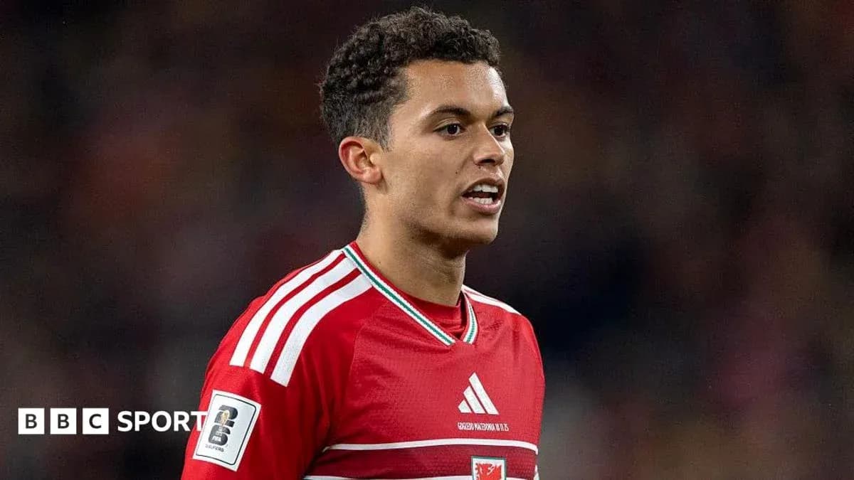 Player wearing red jersey during match action Player wearing red jersey during match action