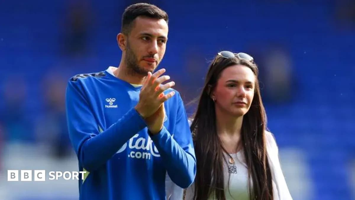 Player and companion applauding after match Player and companion applauding after match