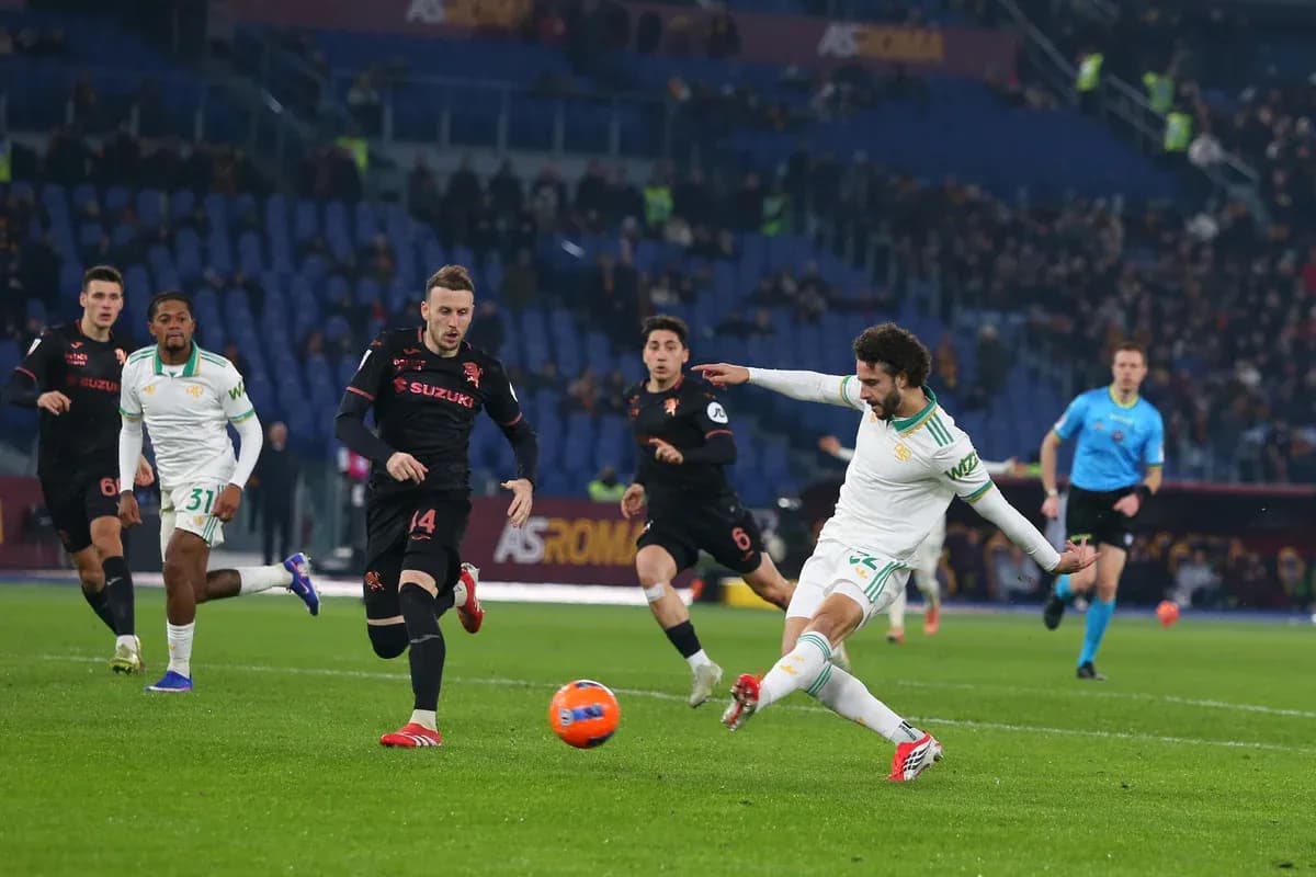 Player shooting during Torino vs AS Roma match Player shooting during Torino vs AS Roma match