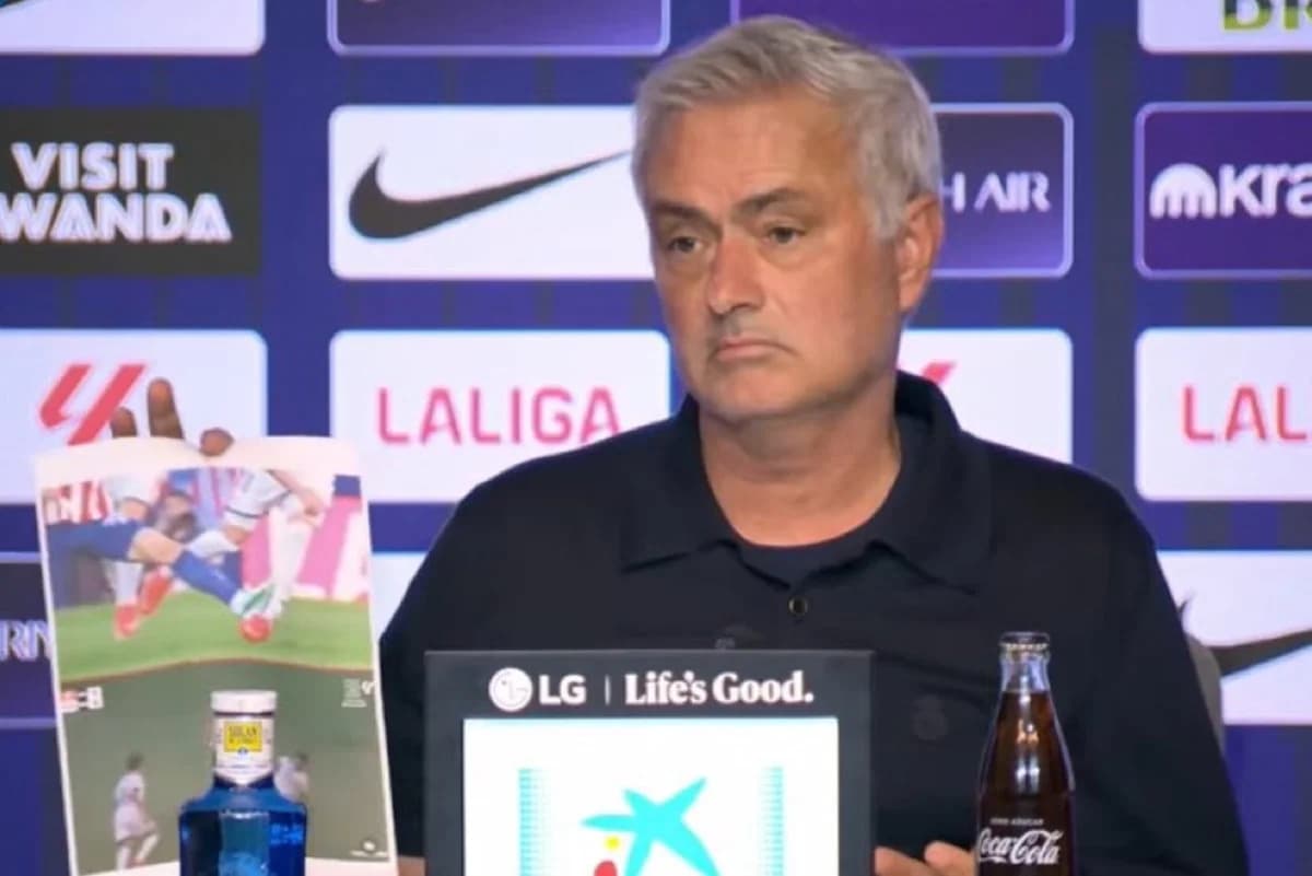 Jose Mourinho Criticizes Referees with Printed Evidence After Real Madrid's Derby Loss Jose Mourinho Criticizes Referees with Printed Evidence After Real Madrid's Derby Loss