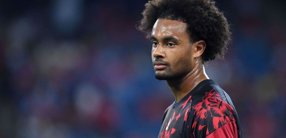 Everton Make Last-Minute Loan Offer for Manchester United Striker Joshua Zirkzee Everton Make Last-Minute Loan Offer for Manchester United Striker Joshua Zirkzee
