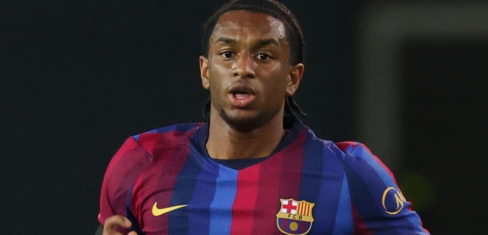 Manchester United Make Last-Minute Move for Barcelona's Alejandro Balde on Transfer Deadline Day Manchester United Make Last-Minute Move for Barcelona's Alejandro Balde on Transfer Deadline Day