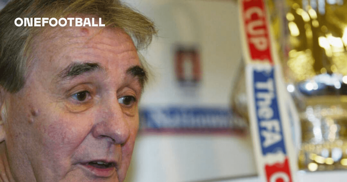 Iconic Managerial Rivalries: Clough vs Revie, Ferguson vs Wenger, and Others Iconic Managerial Rivalries: Clough vs Revie, Ferguson vs Wenger, and Others