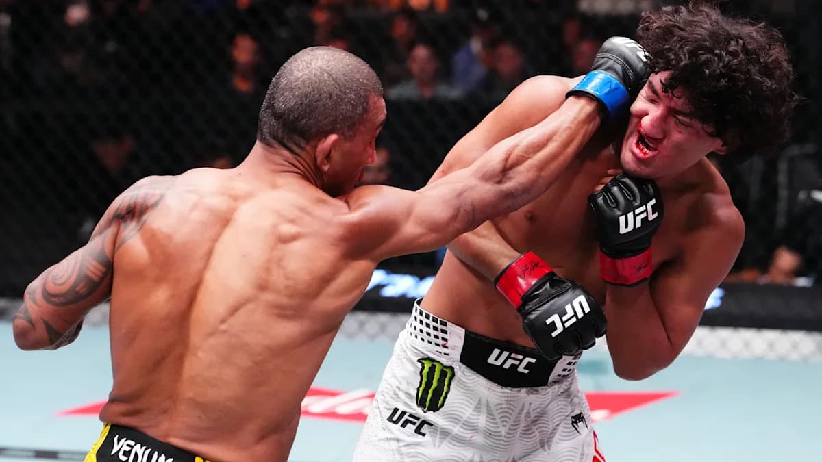 Raul Rosas Jr. Reflects on Harrowing UFC Vegas 121 Finish Against Raoni Barcelos: 'I Didn’t Know if He Died' Raul Rosas Jr. Reflects on Harrowing UFC Vegas 121 Finish Against Raoni Barcelos: 'I Didn’t Know if He Died'