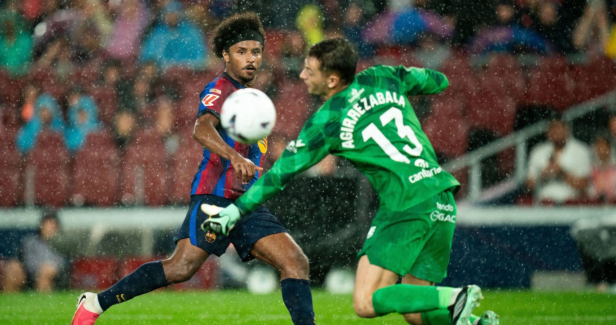 Hansi Flick Leads Barcelona to Record Seven Straight Wins with 7-2 Victory over Racing Santander Hansi Flick Leads Barcelona to Record Seven Straight Wins with 7-2 Victory over Racing Santander